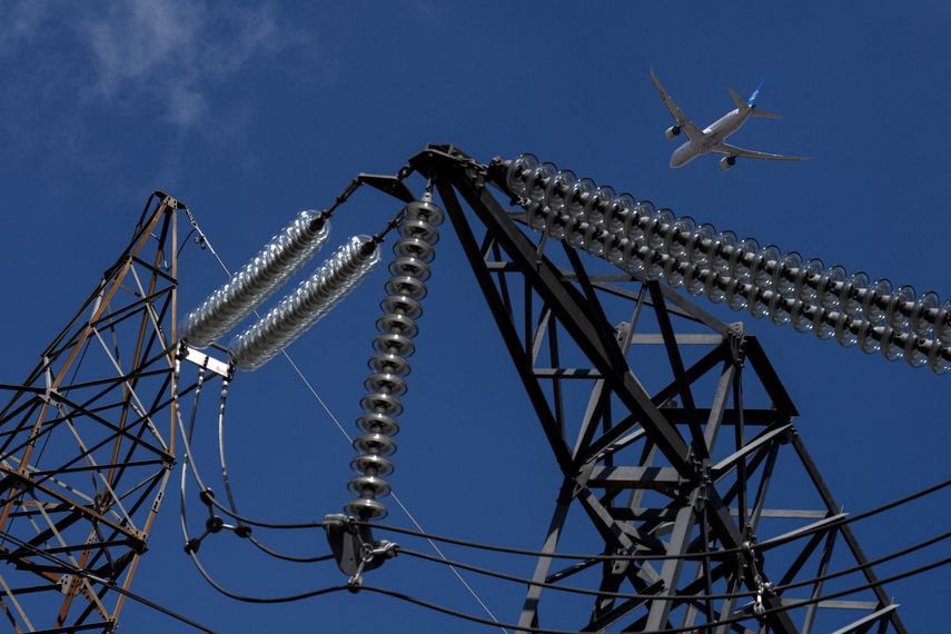 Panamá: Sequía y el frío en EEUU impulsan entre un 2 % y un 15 % la tarifa eléctrica