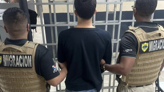 El Servicio Nacional de Migración (SNM) informó que acciones firmes en materia de control y seguridad migratoria, mediante procedimientos de deportación y expulsión de ciudadanos extranjeros que incumplieron la normativa vigente en el país. El Servicio Nacional de Migración (SNM) informó que acciones firmes en materia de control y seguridad migratoria, mediante procedimientos de deportación y expulsión de ciudadanos extranjeros que incumplieron la normativa vigente en el país.