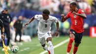 El delantero Tomás Rodríguez, de reciente participación con la selección de Panamá en el Mundial de Norteamérica, ha cambiado al Sporting San Miguelito por el Barcelona, con el que ha firmado por las próximas tres temporadas. El delantero Tomás Rodríguez, de reciente participación con la selección de Panamá en el Mundial de Norteamérica, ha cambiado al Sporting San Miguelito por el Barcelona, con el que ha firmado por las próximas tres temporadas.