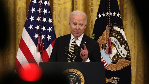 Joe Biden autoriza ayuda militar masiva a Ucrania