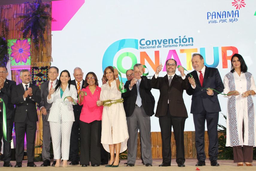 CONATUR inició con más de 40 compradores