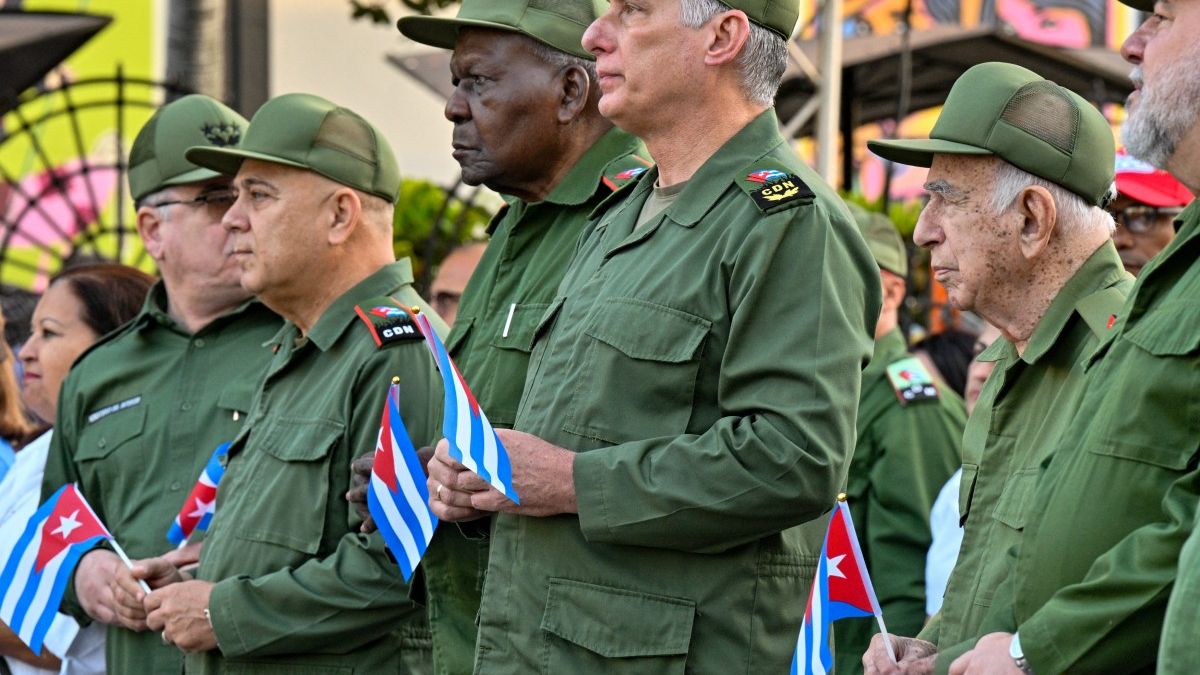 Gobierno cubano defiende papel de nieto de Raúl Castro en diálogo con EE.UU. Gobierno cubano defiende papel de nieto de Raúl Castro en diálogo con EE.UU.