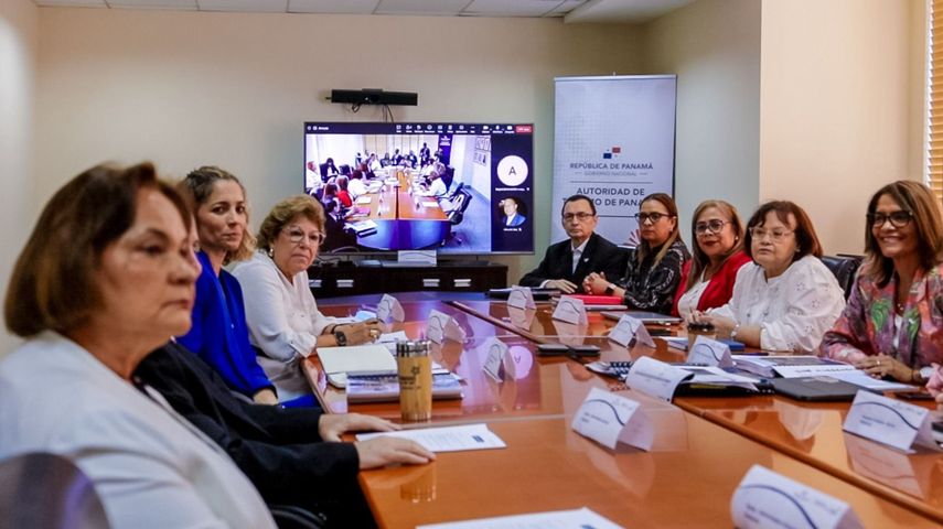 Este lunes inició el proceso de transición entre la administración saliente y la entrante en la Autoridad de Turismo de Panamá (ATP), de forma ordenada, con el objetivo de lograr la continuidad de acciones que aporten al progreso del sector turístico en el país, luego del reconocido primer mejor trimestre en la historia del turismo en Panamá. Este lunes inició el proceso de transición entre la administración saliente y la entrante en la Autoridad de Turismo de Panamá (ATP), de forma ordenada, con el objetivo de lograr la continuidad de acciones que aporten al progreso del sector turístico en el país, luego del reconocido primer mejor trimestre en la historia del turismo en Panamá.