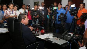 Piden a diputados devolver placas