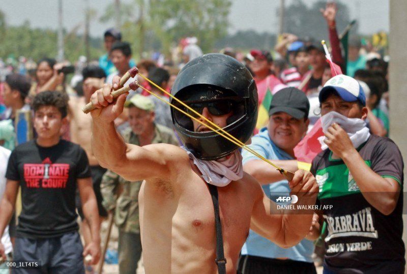Escalan protestas en Bolivia por cuestionado triunfo de Morales