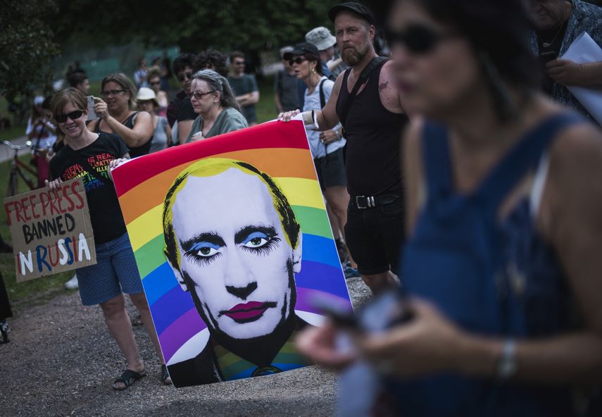 Rusia prohíbe Movimiento Internacional LGTB por extremista