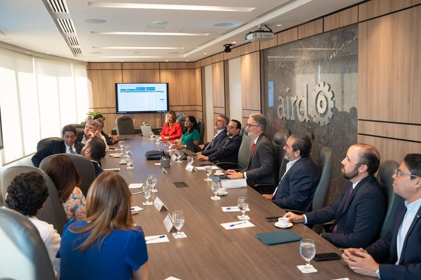 El ministro de Comercio e Industrias de Panamá