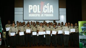 Policías Municipales de la Alcaldía de Panamá se especializan en Turismo y Ambiente