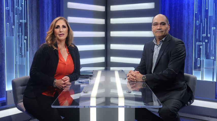 El economista del Consejo Nacional de la Empresa Privada (Conep), Alfredo Du Bois, destacó que la burocracia mantiene estancadas las nuevas inversiones. El economista del Consejo Nacional de la Empresa Privada (Conep), Alfredo Du Bois, destacó que la burocracia mantiene estancadas las nuevas inversiones.