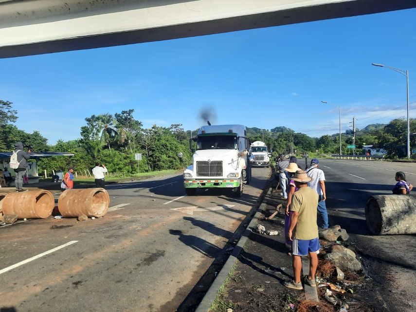 Dirigentes comarcales del oriente de Chiriquí aprobaron un pase humanitario para el transporte de combustible