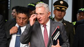 Expresidente de Colombia Álvaro Uribe declarado culpable en juicio ligado a paramilitares