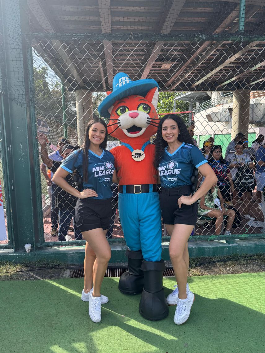 Inicia torneo de béisbol Mini League ÚNICOS Copa El Machetazo 2025 Inicia torneo de béisbol Mini League ÚNICOS Copa El Machetazo 2025