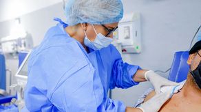 A partir de este lunes 17 de noviembre, los servicios del Programa de Diálisis Peritoneal y la colocación de catéteres transitorios y permanentes dejarán de operar en el Complejo Hospitalario Dr. Arnulfo Arias Madrid para iniciar funciones en su nueva sede: el Instituto Nefrológico de la Ciudad de la Salud.