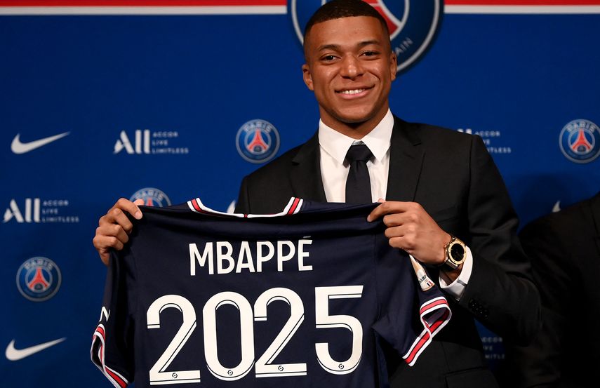 Al renovar con el PSG pese a la oferta del Real Madrid, Kylian Mbappé ha "dicho sí a Francia y a un nuevo proyecto", aseguró la estrella en una entrevista con varios medios.