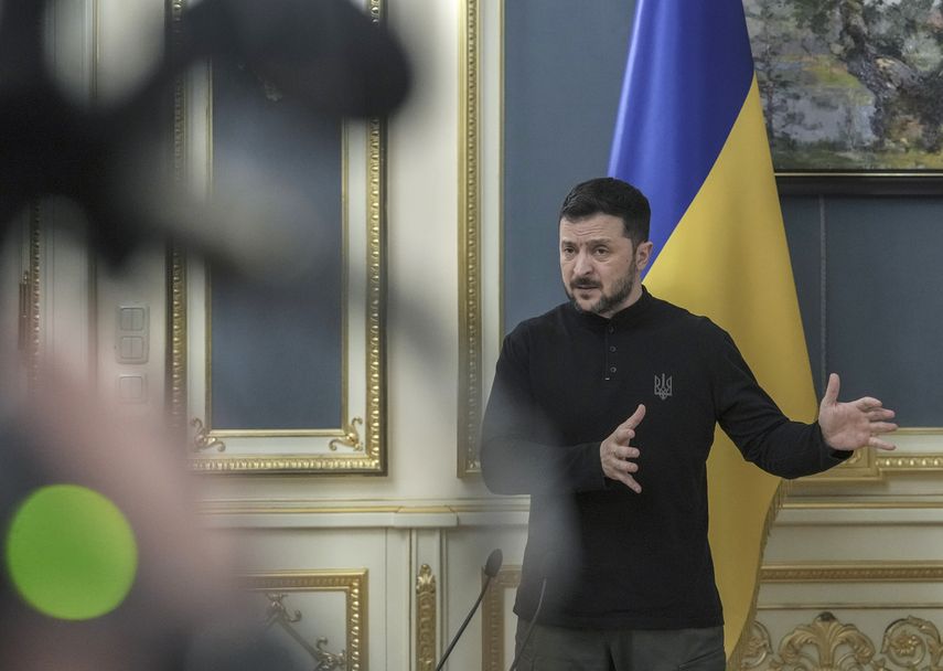 Zelenski acusa a Rusia de no buscar una paz real tras su último ataque masivo