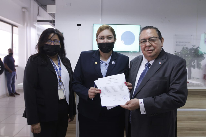 Desde el pasado 1 de junio cuando el Tribunal Electoral empezó el registro de las precandidaturas por la libre postulación, el Movimiento inició un recorrido por el país, reuniéndose con activistas y aspirantes a candidatos para diferentes cargos de elección, a fin de consolidar una sola fuerza independiente.