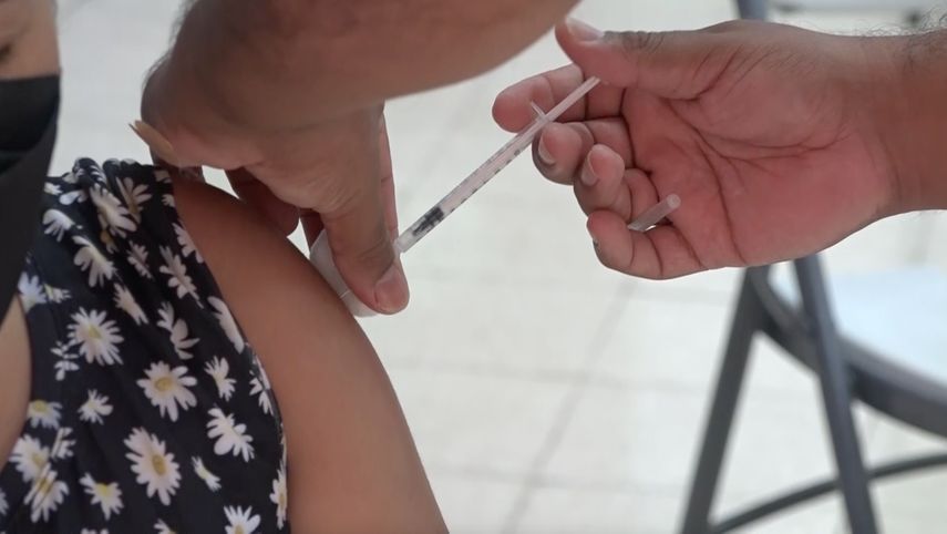 Para este fin de semana el Ministerio de Salud continuará con la jornada de vacunación en cinco distritos de Chiriquí. Para este fin de semana el Ministerio de Salud continuará con la jornada de vacunación en cinco distritos de Chiriquí.