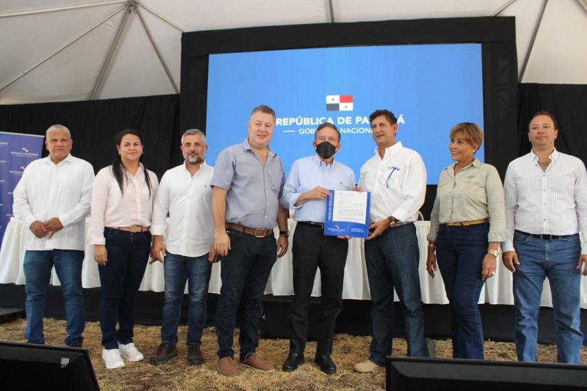 Nito Cortizo: Orden de proceder a carretera Quebrada Ancha