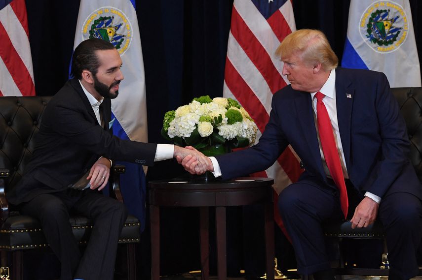 Bukele dice que Trump lo recibirá el 14 de abril en la Casa Blanca