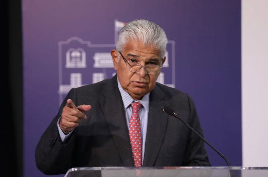 Panamá no mantendrá el contrato "lesivo" de puertos en manos de operador hongkonés Panamá no mantendrá el contrato "lesivo" de puertos en manos de operador hongkonés