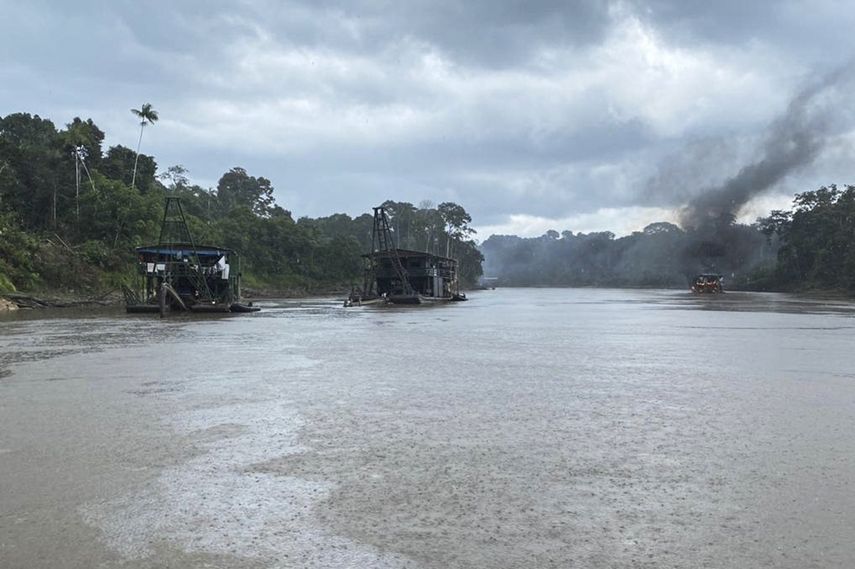Colombia y Brasil combaten la minería ilegal en la Amazonía Colombia y Brasil combaten la minería ilegal en la Amazonía