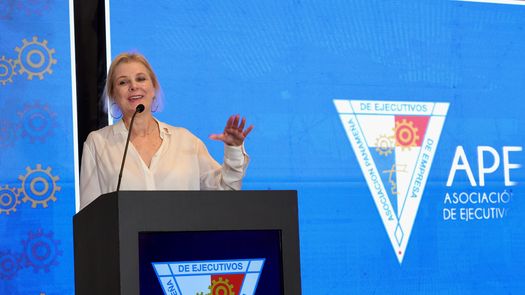 Empresarios analizaron los resultados del Foro Económico del CAF. Empresarios analizaron los resultados del Foro Económico del CAF.