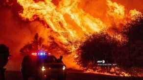 Incendios sin precedentes arrasan la costa oeste de EE.UU.