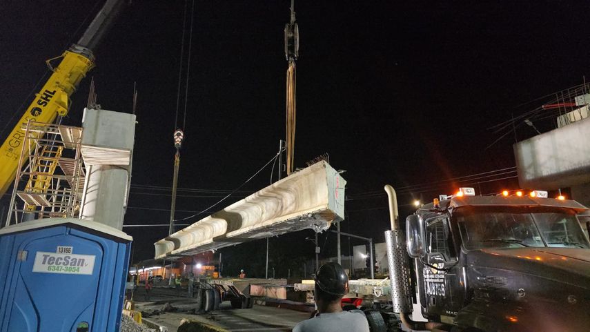 MOP inicia trabajo de izajes de vigas en el intercambiador de El Tecal en Vacamonte