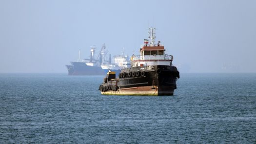 Irán crea nuevo organismo para controlar el estrecho de Ormuz y cobrar paso a buques Irán crea nuevo organismo para controlar el estrecho de Ormuz y cobrar paso a buques