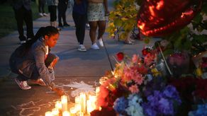 Estados Unidos sigue en shock por matanza racista