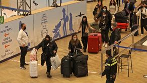 Israel anuncia apertura de sus fronteras a los no vacunados