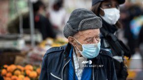 Consejeros dicen que confinamiento en Francia debería durar 6 semanas