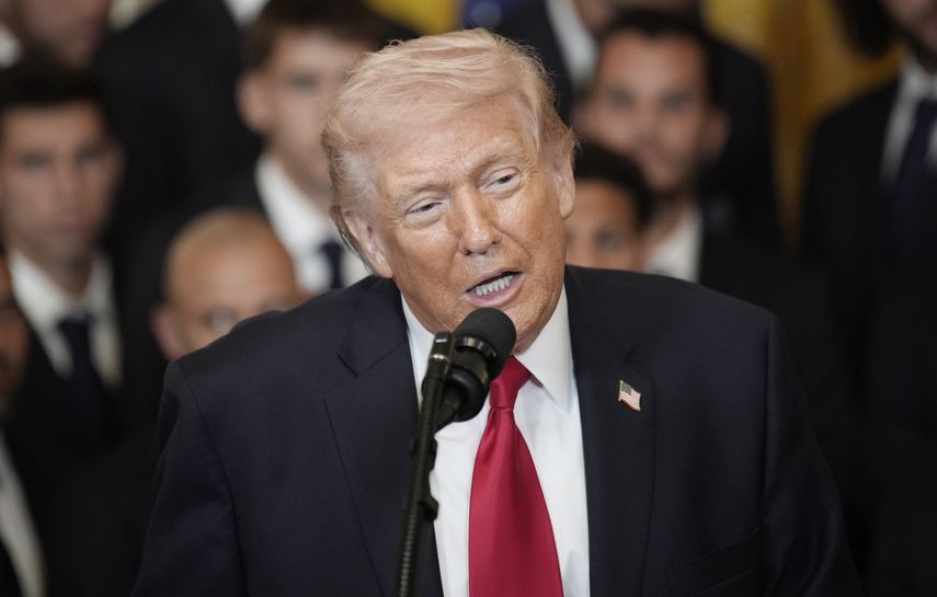 Trump dijo que la caída del régimen cubano sería la cereza del pastel. EFE