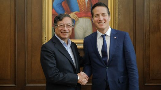 Senador de EEUU insta a Colombia a erradicar por completo la cocaína