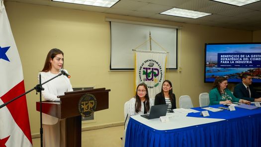 Panamá y Filipinas fortalecen cooperación en controles de comercio estratégico