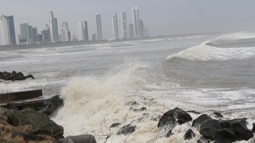 Emiten aviso de vigilancia por fuertes vientos e incremento de oleaje
