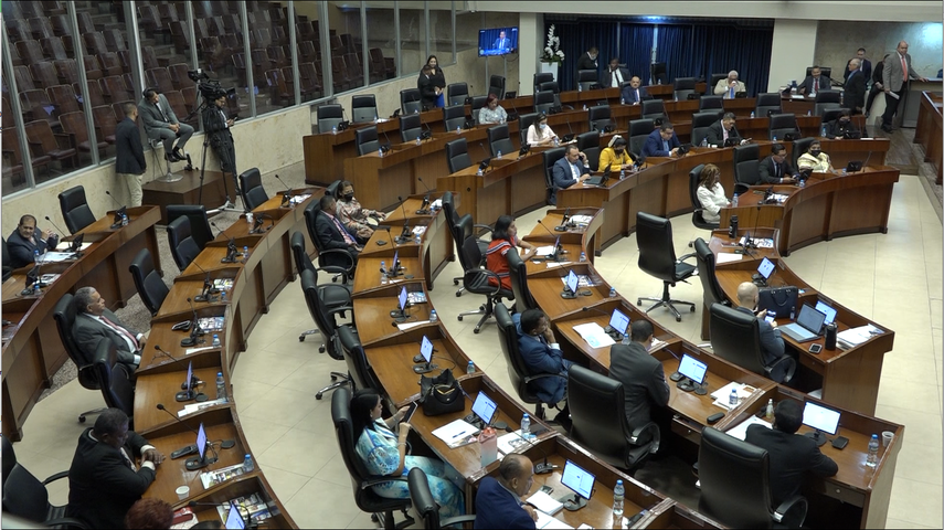 Diputados independientes exigen transparencia en presupuesto