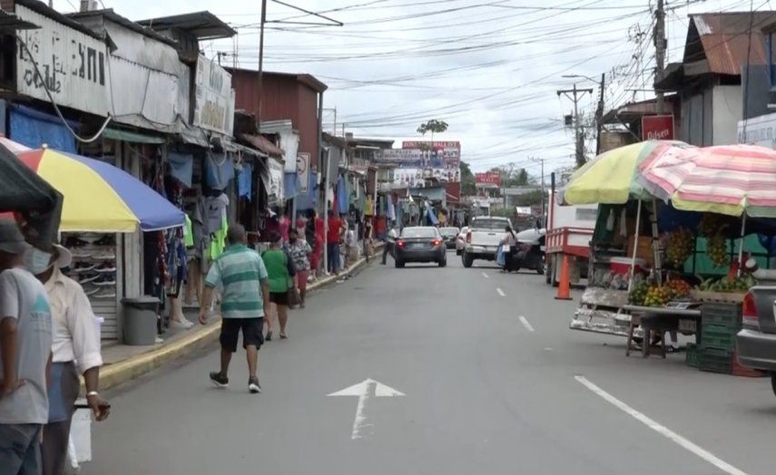 Las autoridades del MINSA mantienen un puesto de control en la frontera con Costa Rica
