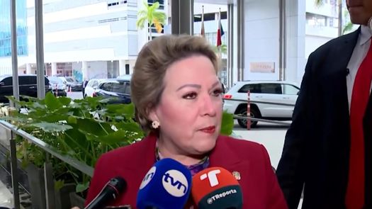 Presidenta de la CSJ, María Eugenia López evade cuestionamientos sobre jubilaciones especiales