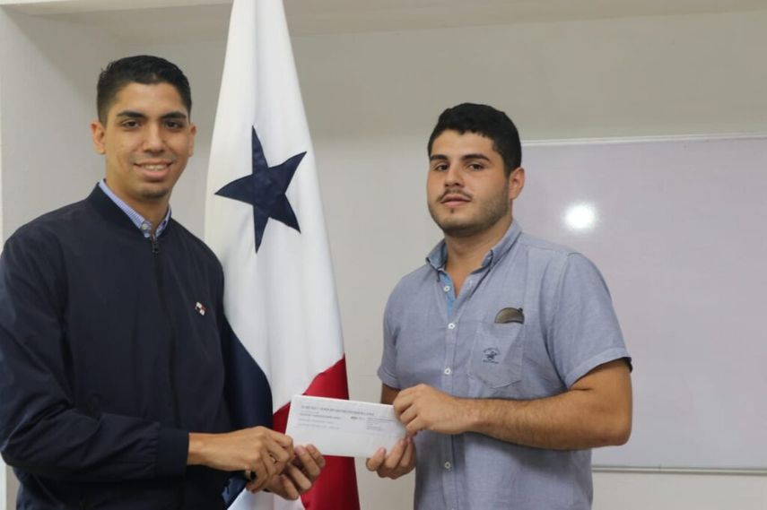 Jamir Hassan, de Herrera, representará a Panamá en este evento. Jamir Hassan, de Herrera, representará a Panamá en este evento.