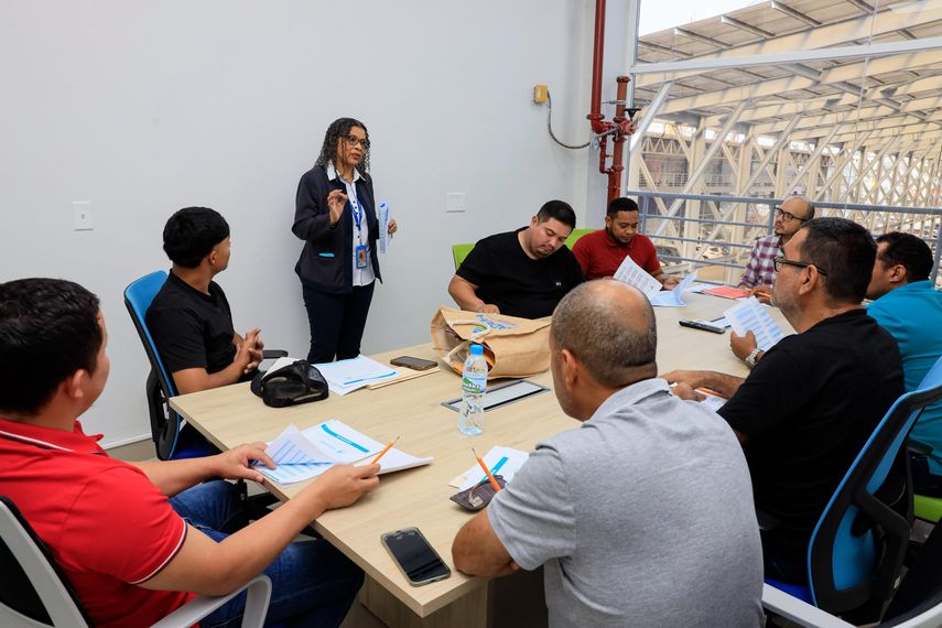 El Inadeh ha procurado ser diligente en la entrega de certificados. El Inadeh ha procurado ser diligente en la entrega de certificados.