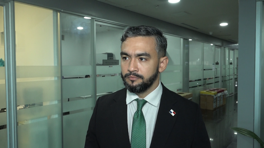 Diputados reaccionan ante sorpresiva designación de un nuevo director para el Ifarhu