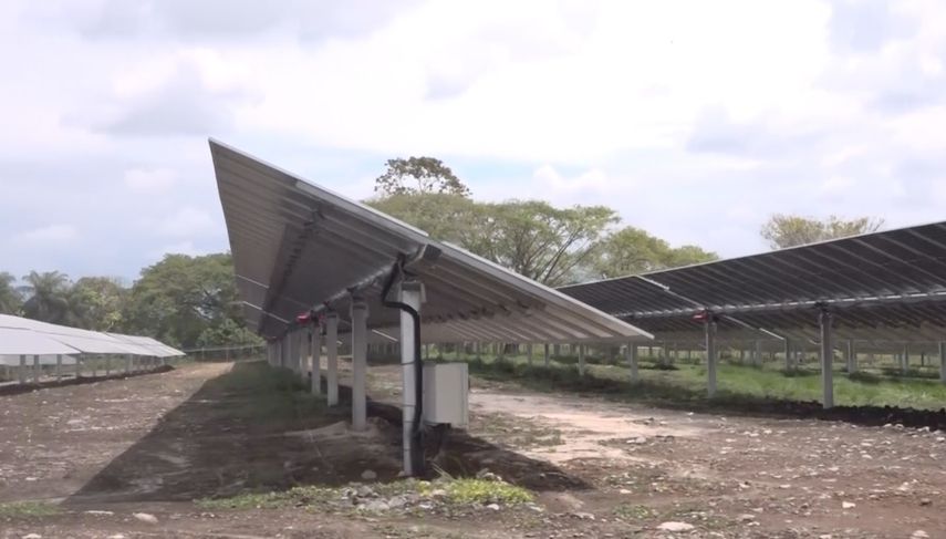 El parque solar para producción de energía fotovoltaica desarrollado por la empresa AES se encuentra ubicado en Boquerón.