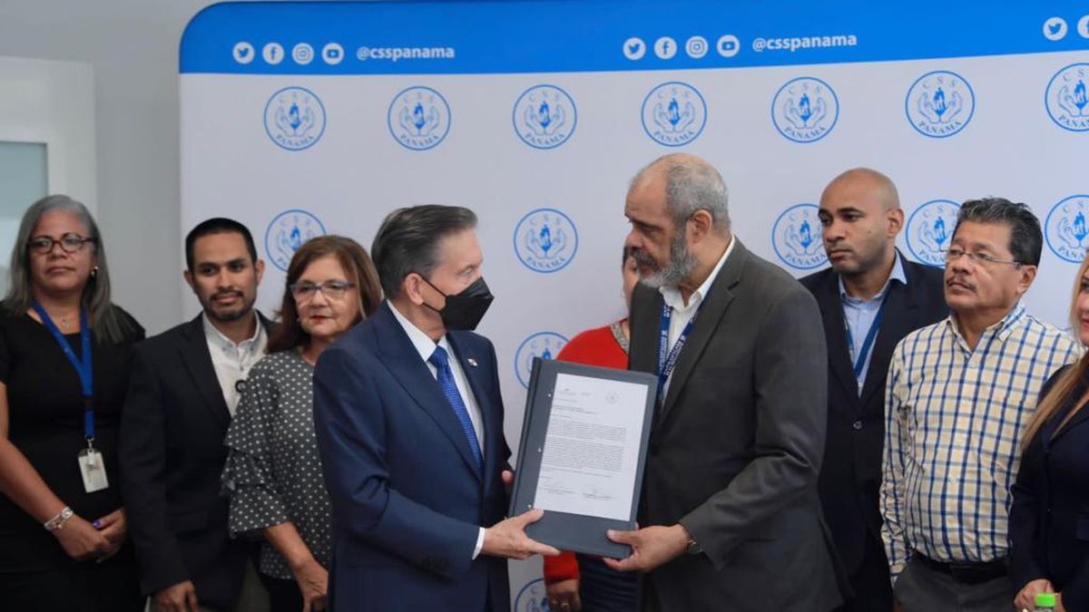 Presidente Cortizo firma acuerdo para la compra de medicamentos tanto en el Minsa como la CSS