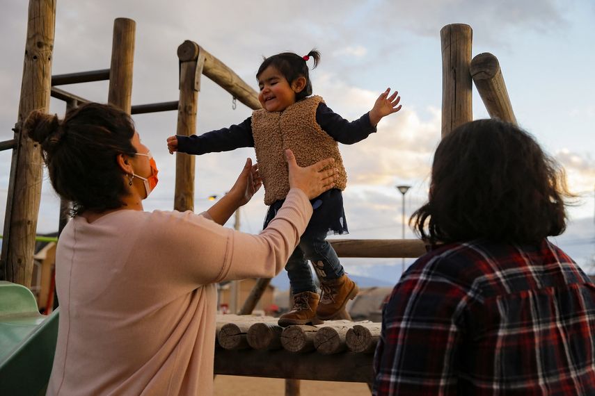 El pronunciamiento eclesial de la Iglesia Católica se produce en momento que expertos nacionales discuten la versión 22 del nuevo Código de las Familias, que incluye indirectamente el matrimonio gay.