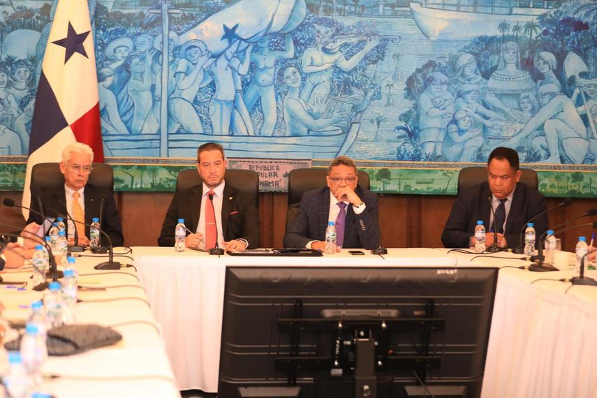 CSS: Proceso de consulta entra en etapa final y gremios hacen propuestas clave