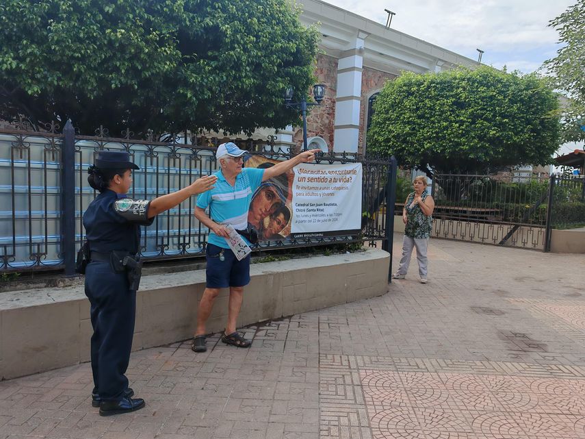 El presidente de la República, José Raúl Mulino, instó a su Gabinete a no escatimar recursos para atender las necesidades de los cuerpos de seguridad, incluyendo el aumento del personal policial y la adquisición de equipos necesarios.