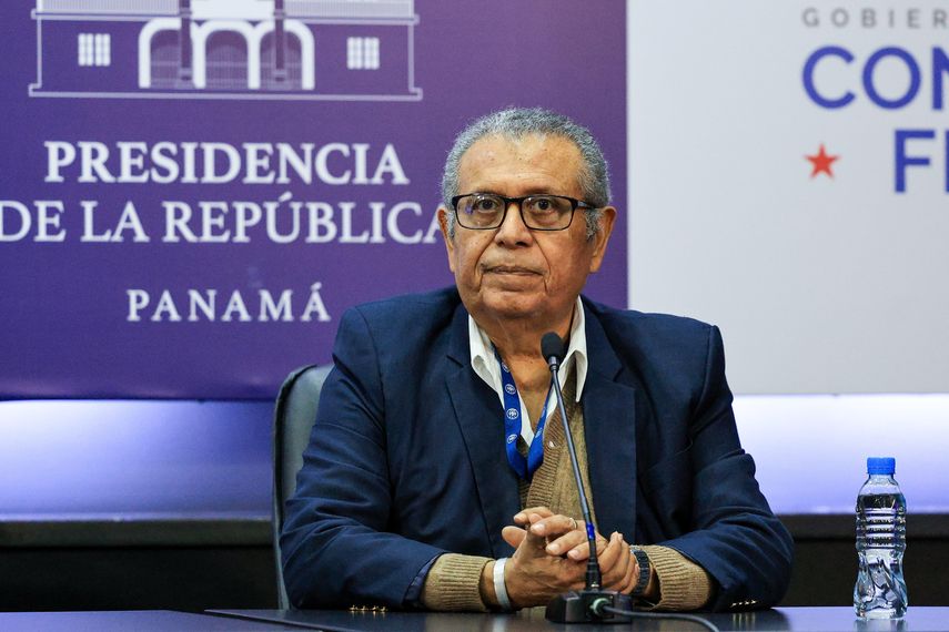 Reforma de la CSS busca blindar los recursos de los que aportan, dice Bustamante