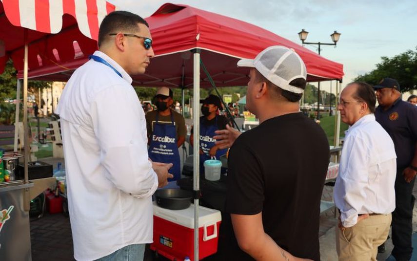 MEF aclara que no hay permisos para comercio y buhonería en la Calzada de Amador. MEF aclara que no hay permisos para comercio y buhonería en la Calzada de Amador.