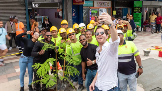 Alcaldía de Panamá da inicio al arbolado urbano en Calidonia